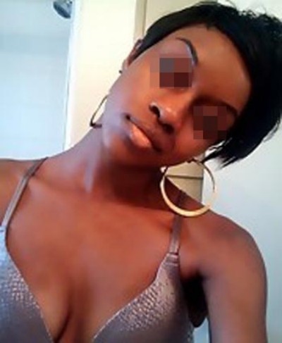 Croqueuse d'hommes qui aime la baise Croqueuse d'hommes qui aime la baise