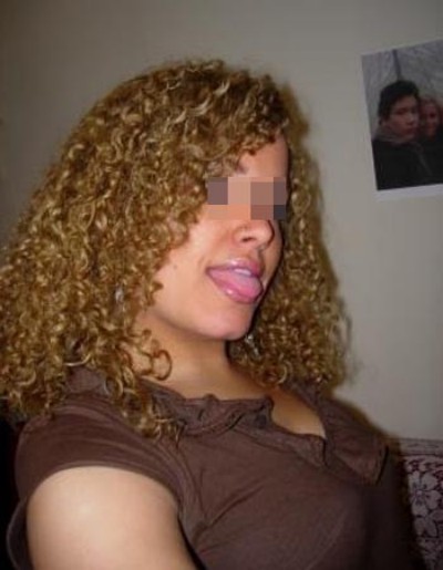 Grosse vicieuse souhaiterait une pine bien grosse à pomper à Ostwald Grosse vicieuse souhaiterait une pine bien grosse à pomper à Ostwald