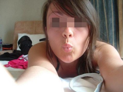 Belle nana à Schiltigheim pour une fellation en gorge profonde Belle nana à Schiltigheim pour une fellation en gorge profonde