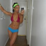 Salope tr&egrave;s soumise d&eacute;sire de p&eacute;nis bien longs &agrave; sucer sur Strasbourg