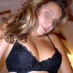 Grosse chienne voudrait une bite poilue &agrave; pomper sur Schiltigheim