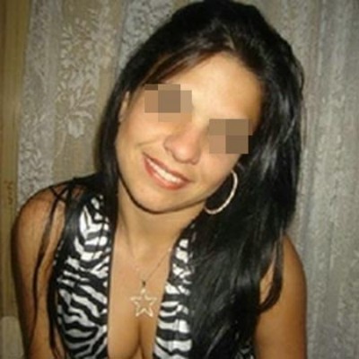 Bourgeoise salope cherche une grosse bite à Strasbourg