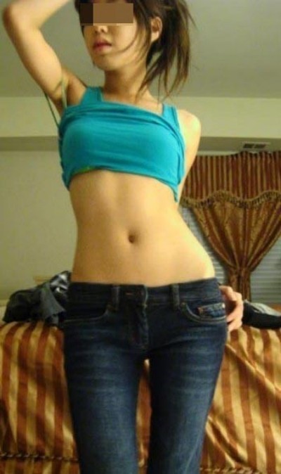 Célibataire adorant la défonce anale Célibataire adorant la défonce anale