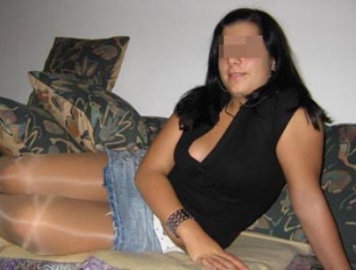 Femme très chaude désire trouver un partenaire de sexe pour une petite pipe à Oberhausbergen