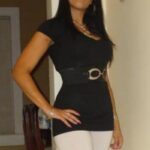 Ravissante jeune femme veut rencontrer un homme tr&egrave;s muscl&eacute; &agrave; Strasbourg pour de la baise hard